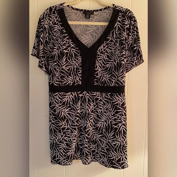 Apostrophe Blouse Women’s 18W Black White Leaf Pattern Tie Back Babydoll - Picture 1 of 6